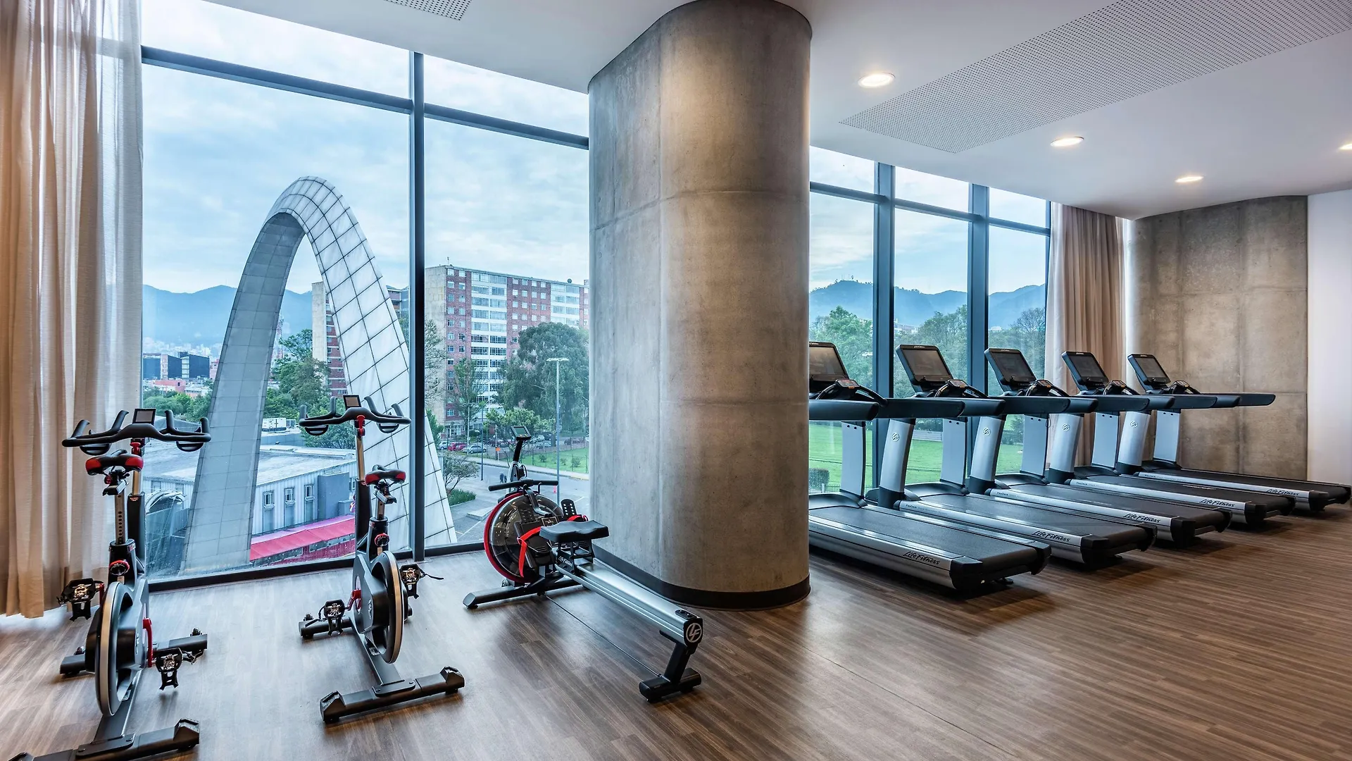 Отель Hilton Bogota Corferias